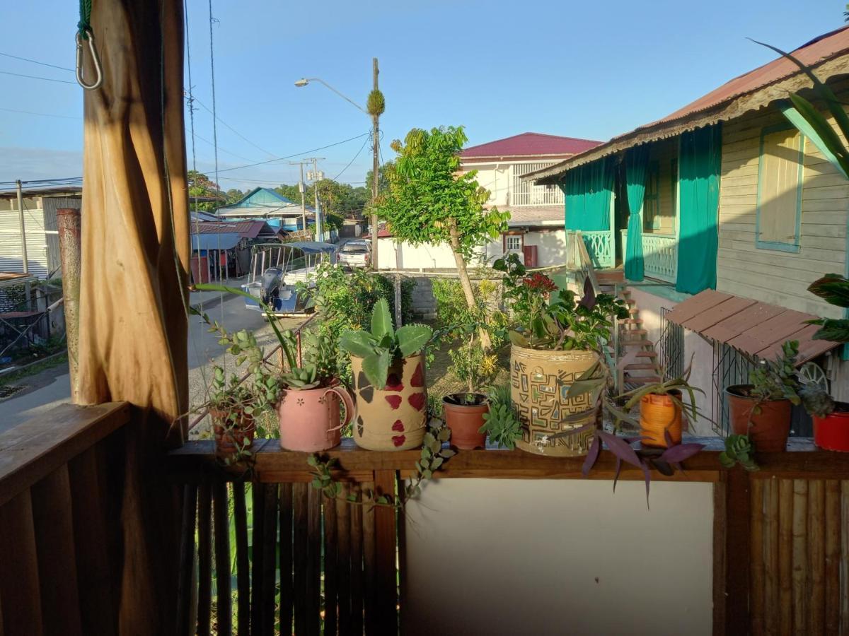 Appartement Casa Lumiere à Bocas del Toro Extérieur photo